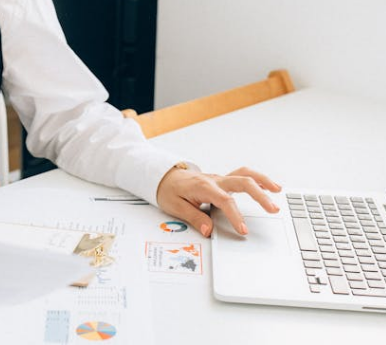 Local Law Assessments and Online Services – Refining the Approach to Beneficial and Protective Cross-Border Data Flows: A Case Study from British Columbia